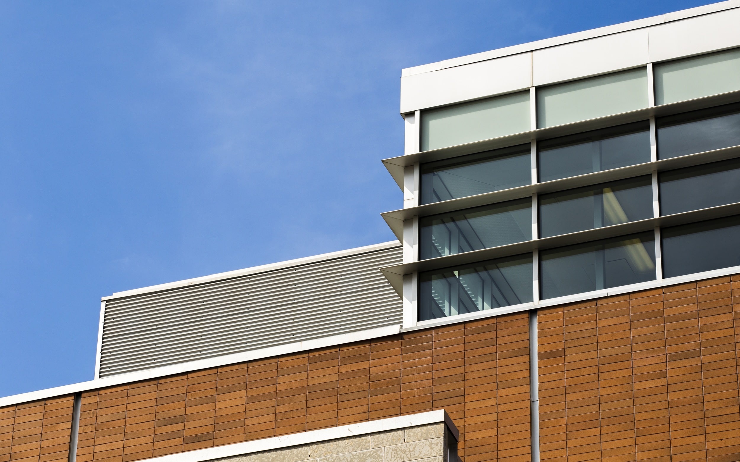 Role of Proactive Roof Maintenance